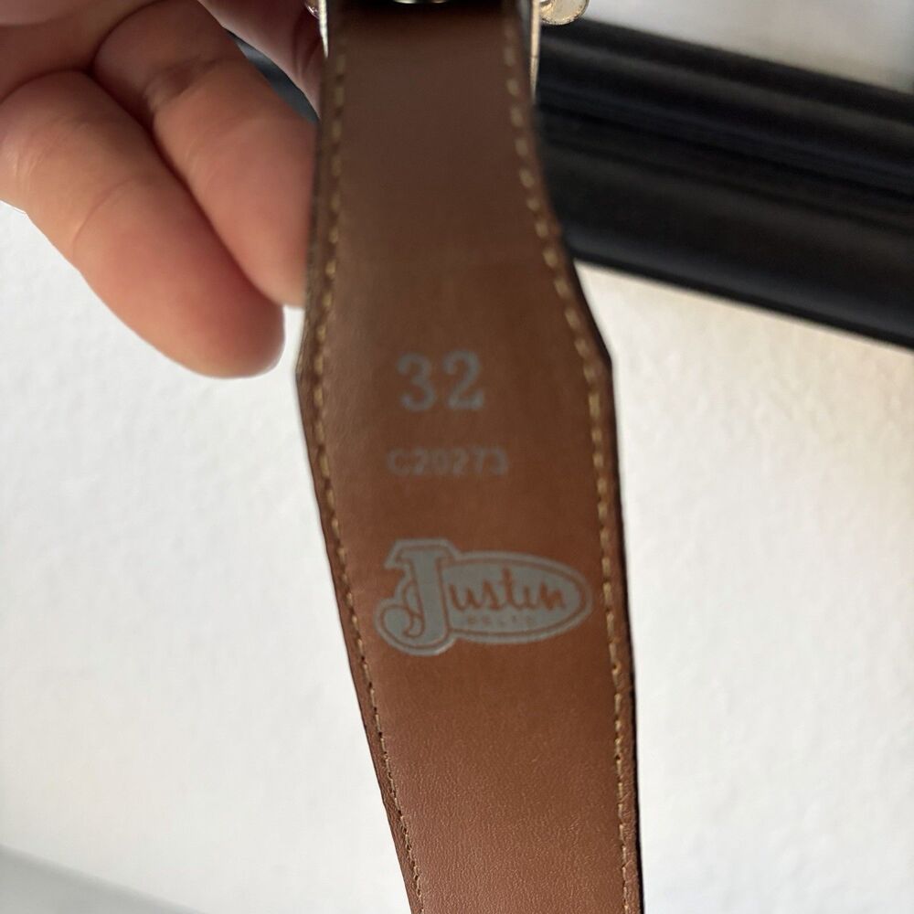 Justin Women’s Leather Western Belt Size 32 Black Brown - Picture 3 of 3